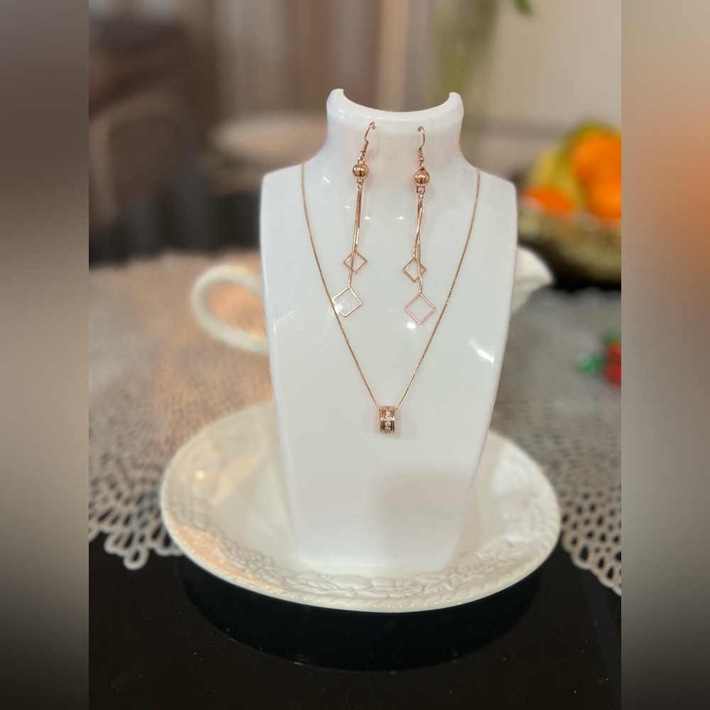 Korean S925 Rose Gold Geometric Necklace and Earring Set